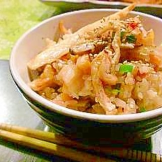 フライパンでおこげも美味しい中華チマキ風味炊き込み